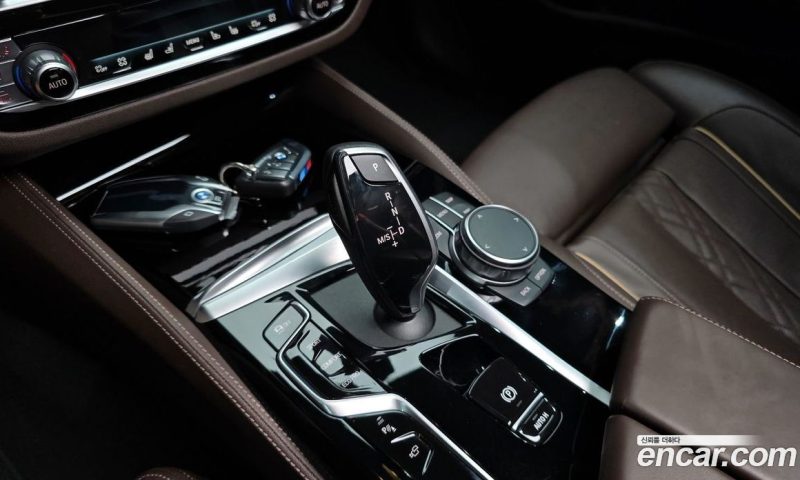 BMW 5-Series i530 xDrive M Sport Package